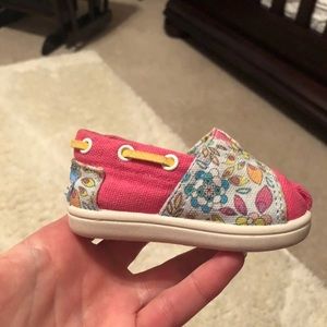 Size 3 Baby Girl Toms